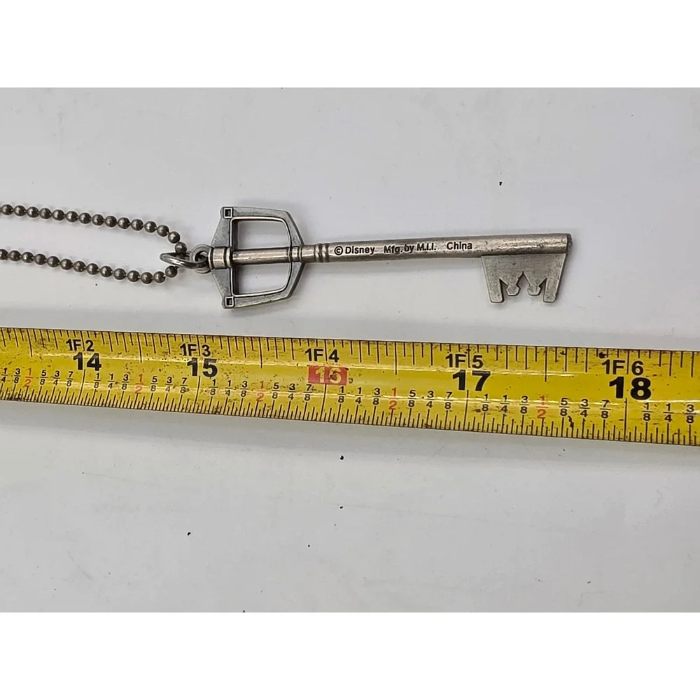 Disney Kingdom Hearts Sora Keyblade Pendant Necklace Pewter Tone MII 30 Inch